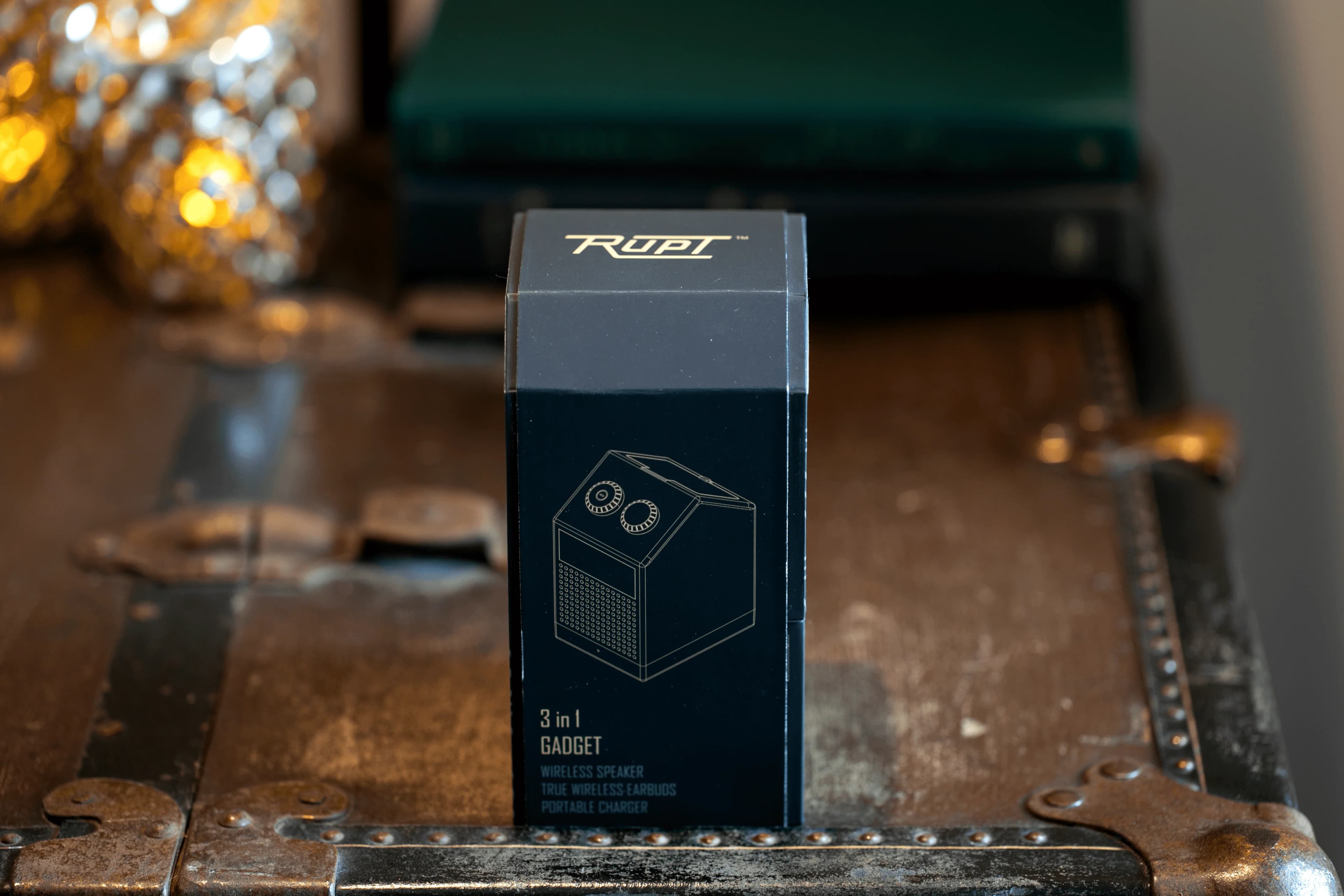 Recycled Audio Essentials: Earbuds, Speaker & Powerbank thumbnail 8